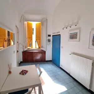 Appartamento In Metelino, Genova