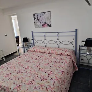 Appartamento La Casa Minou, Genova