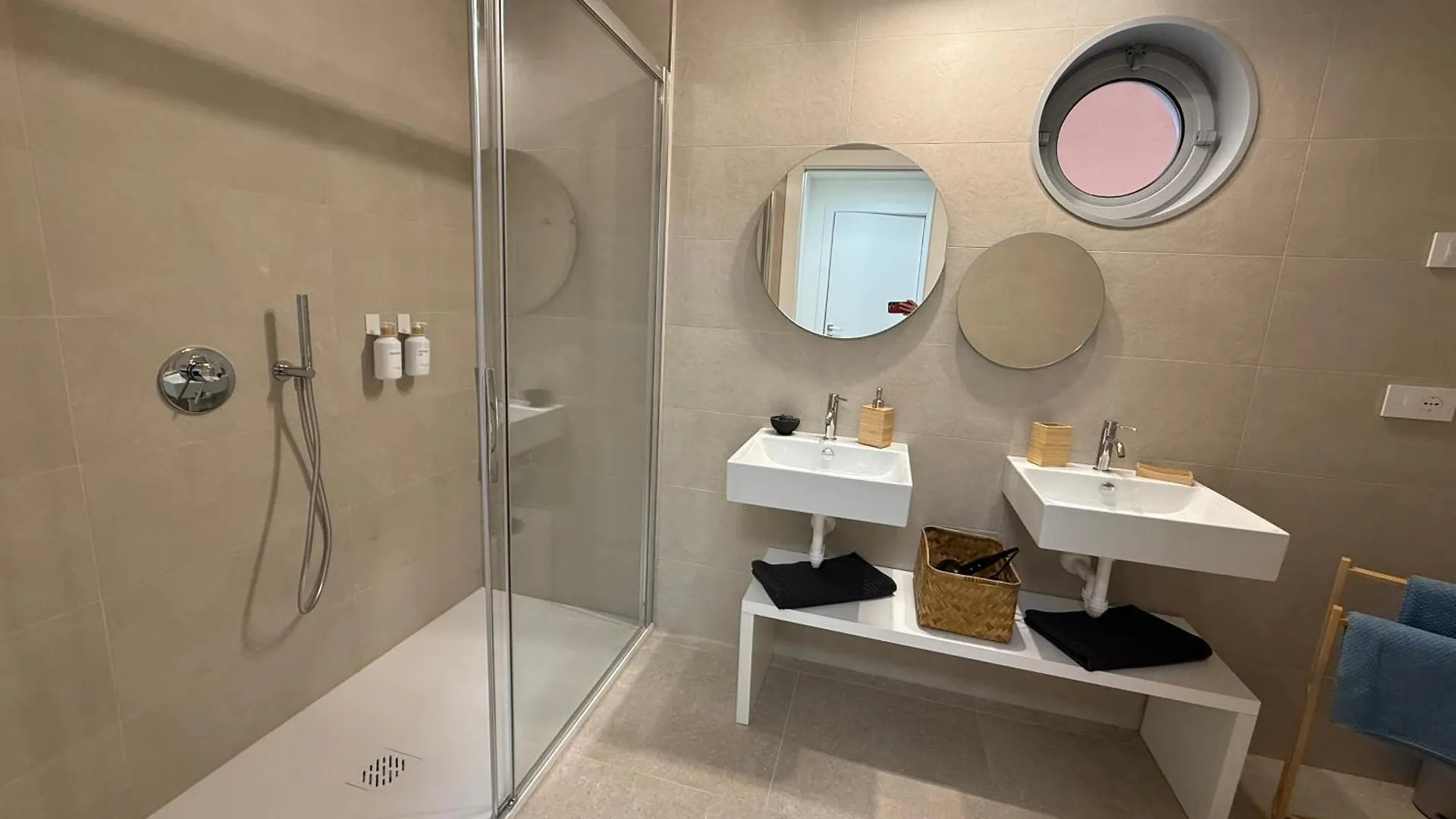 Apartment Appartamento 7 Waterfront Genova